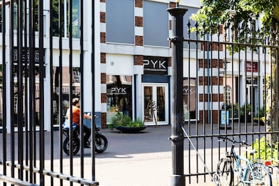 Buurman wordt gek van stemmen uit populaire slijterij, maar krijgt in ‘principezaak’ geen gelijk