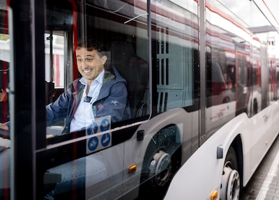 LIVE Ov-staking | Uber krijgt zes keer meer taxireserveringen dan normaal, Jesse Klaver rijdt rondje in bus