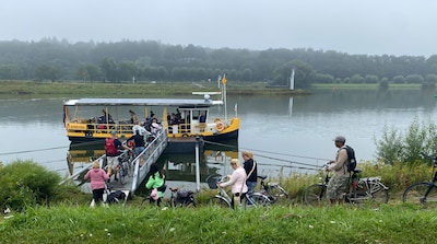 Drielse Veer vaart Airbornedienstregeling