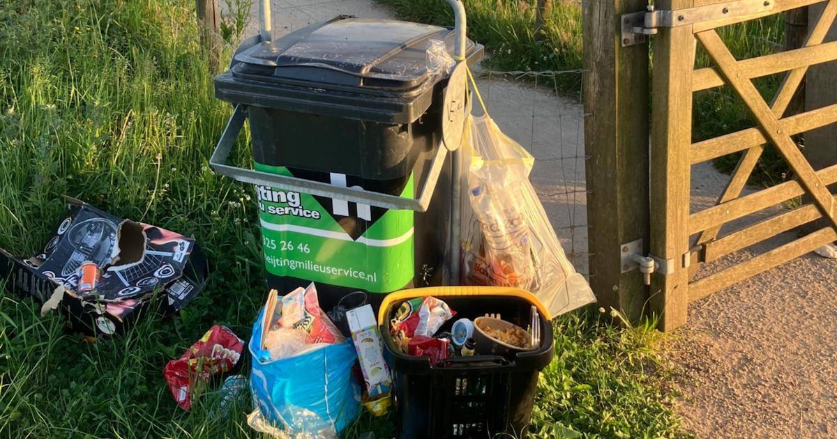Zomerse drukte bij Plas van Wijck zorgt voor berg vuilniszakken: ‘Afval is per ongeluk niet opgehaal