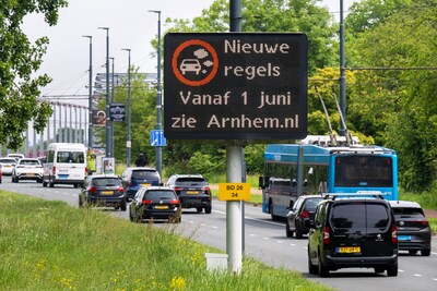 Vanaf maandag strengere milieuregels in Arnhem: welke auto’s mogen nog wel het centrum in? (en welke niet?)