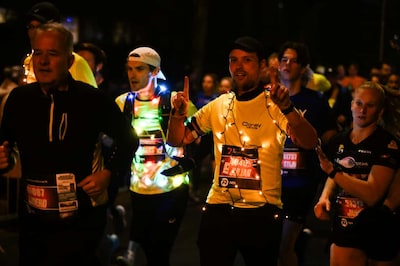 LIVE Zevenheuvelenloop 2025 | Australiër wint Zevenheuvelennacht • Zeer snelle editie • Vertrek vanu