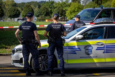 Schietpartij op Zwitsers dancefestival: vrouw (22) komt om, vijf gewonden, grote klopjacht op dader