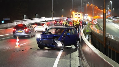 Vijftal laat auto achter na ongeluk in beruchte Mario Kart-bocht in Groningen
