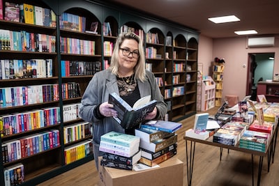 Een roze boekenwinkel vol TikTok-trends