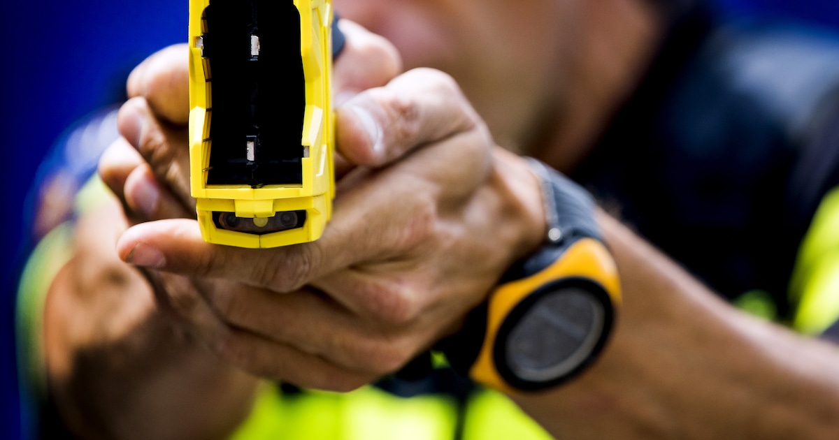 Verdachten gebeten door politiehond en getaserd na woninginbraak in Harderwijk