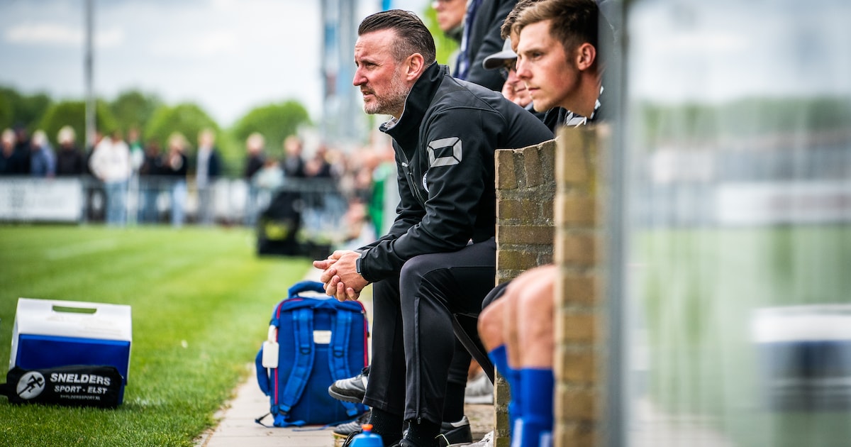 Trainerscarrousel | Muhlack per direct weg bij DFS • Eldenia en Vincent Jansen uit elkaar • Nieuwenh