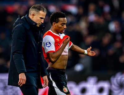 Voetbalpodcast | ‘Ze zijn bij Feyenoord nu al tevreden met plek twee, terwijl kampioen worden het doel was’