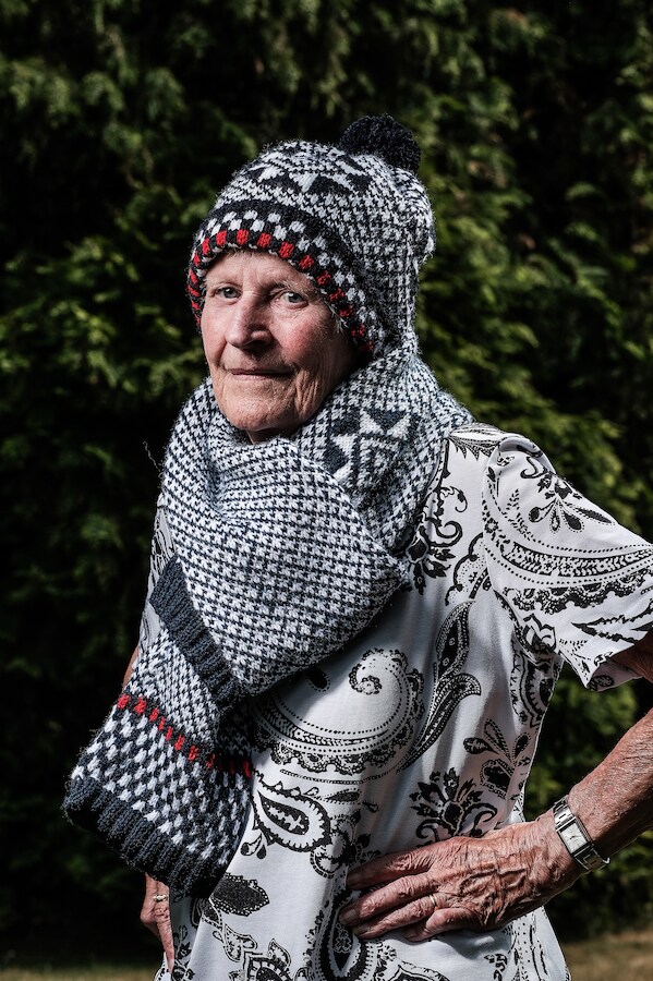Grolse wanten, al 40 jaar stukje patriottisme in Groenlo | Foto ...