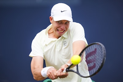 Tennistalent Thijs Boogaard (17) uit Geldermalsen verrast bi