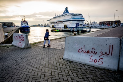 Nederland ‘door ondergrens gezakt’ rond veiligheid van asielkinderen in noodopvang