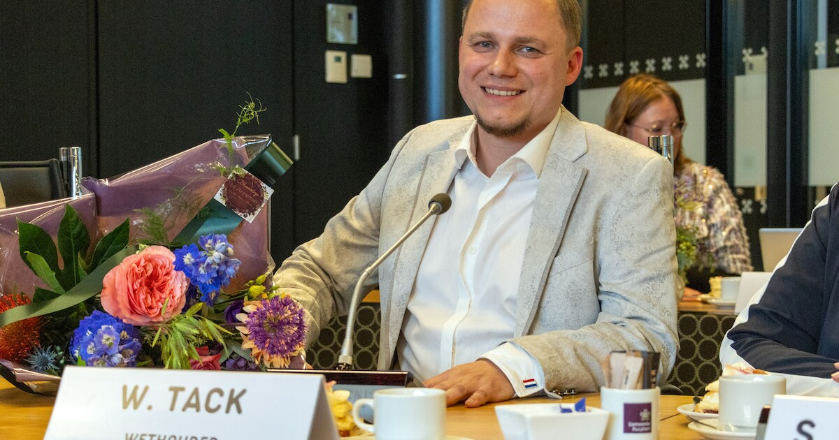 Wesley Tack schrijft geschiedenis: eerste PVV-wethouder ooit beëdigd in ...