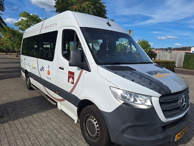 Stichting Vrienden van Norbertus houdt loterij voor rolstoelbus in Gennep