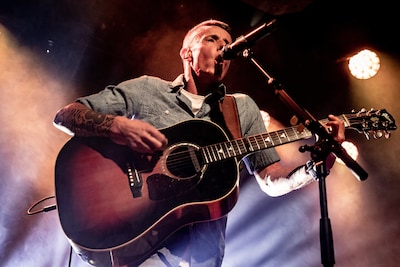 K’s Choice bekritiseert Nederlandse formatie in Not an Addict-cover