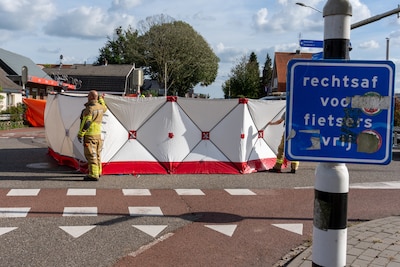 Politie bevestigt: 79-jarige vrouw uit Angeren kwam om bij ongeluk in Huissen, vrachtwagenchauffeur (61) verdachte