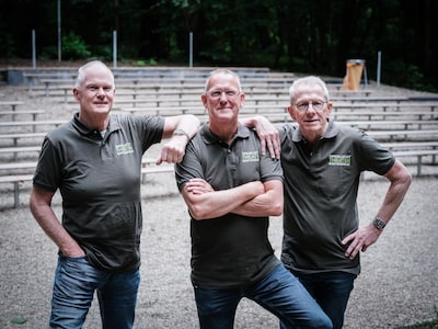Dit verscholen theater in het bos heeft nu plek voor 500 man: ‘Bands melden zich bij ons aan’