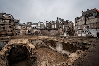 Eeuwenoude kelders illegaal gesloopt na stadsbrand in Arnhem; ‘Pijnlijk en onbegrijpelijk’