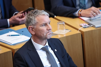 Schandaal op schandaal, het lijkt de extreemrechtse AfD niet te deren