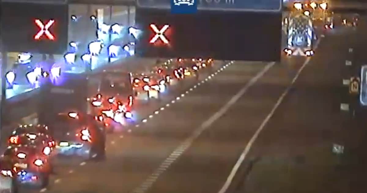 Groot ongeluk met acht auto’s op A1, flinke file