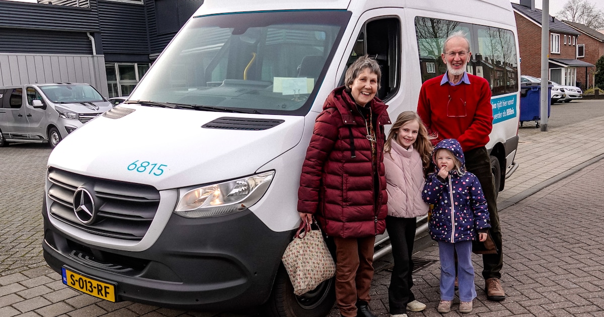 Berd uit Varsseveld neemt afscheid als vrijwillig buurtbuschauffeur van lijn 194