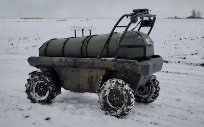 Ingenieuze ‘kist op wielen’ redt gewonde Oekraïense soldaat na 33 dagen uit ‘dodenzone’