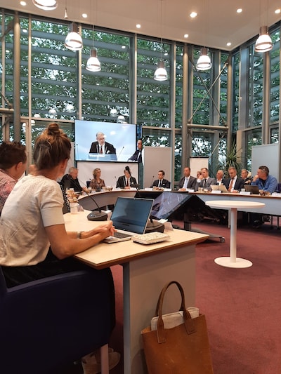 Vergadering over asielopvang in Rhenen verloopt rustig