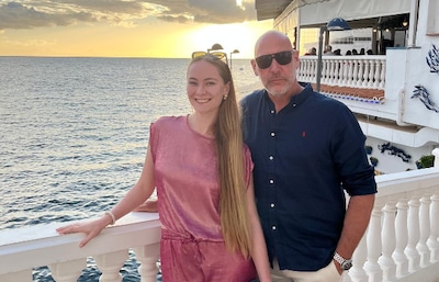 Rafaelle zit door sneeuw in Nederland vast op Tenerife: ‘Je wordt gewoon aan je lot overgelaten’