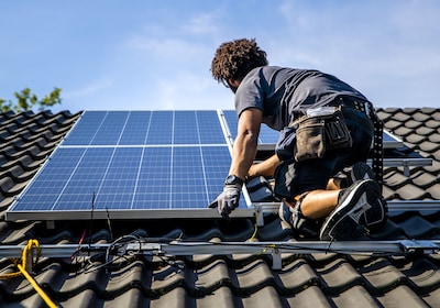 Klimaatcafé in Wageningen gaat over einde salderen voor zonnepanelen