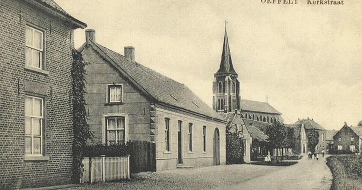 verweesd-stort-de-kerktoren-van-oeffelt-tegen-de-vlakte-land-van