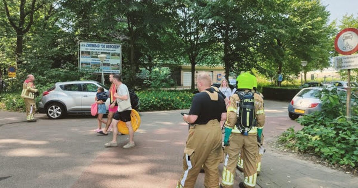 Chloorlekkage in zwembad De Bercken in Reuver, baden ontruimd