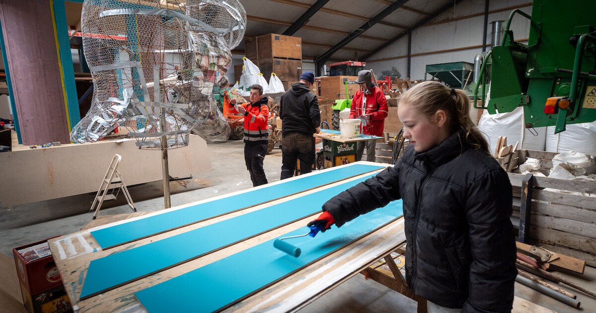 Nieuwe regels rijden optochten niet in de wielen: ‘Chauffeurs van de trekkers moeten blazen, maar di