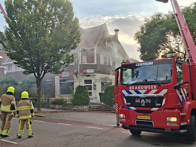 Veel brandweer op de been vanwege grote brand in snackbar