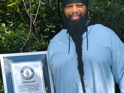 Amerikaan pakt record voor langste dreadlockbaard ter wereld: 1,06 meter