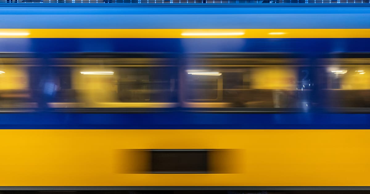 Geen treinen tussen Arnhem en Nijmegen door brandmelding op station Elst