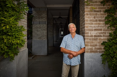 Nergens moeten zoveel agressieve mannen tijdelijk hun huissleutels inleveren als in Rotterdam: ‘Het werkt’