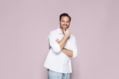 Jim Bakkum: 'Zo'n massage mag lekker stevig zijn, het liefst heb ik dat ze over me heen lopen'