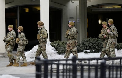 LIVE VS | Trump trekt National Guard in alle stilte terug uit Los Angeles, Chicago en Portland