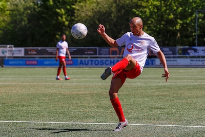 Bedrijf afgebrand en mentaal zware maanden, maar MASV’er Stephen van Beek is terug op het veld