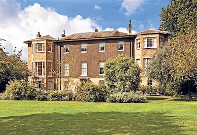 Luxe landgoed in Londen verbreekt record: koper tikt 300 miljoen euro af