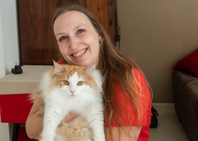 Kattenbaasjes kiezen voor een oppas aan huis: ‘Foto met een update vinden mensen fijn’