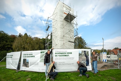 Restauratie van Airborne-monument De Naald in Oosterbeek begonnen