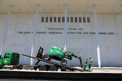 Na rel over naamsverandering: Kennedy Center laat naam Trump van gevel verwijderen