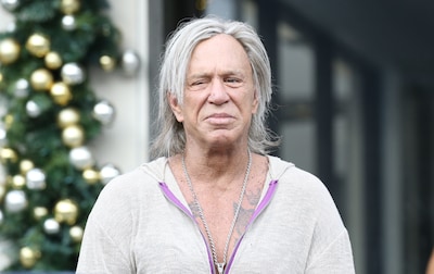 Acteur Mickey Rourke steunt crowdfunding voor geld tegen zijn uitzetting