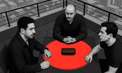 Geheim politieteam praat met criminelen over de hele wereld: ‘Beloning van zak geld tellen ze niet eens na’