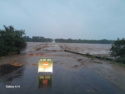Wereldberoemd Krugerpark Zuid-Afrika volledig ontruimd door noodweer