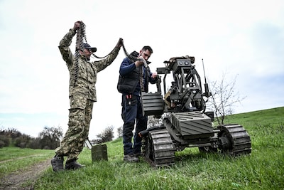 ‘Keerpunt’ in oorlog: Oekraïense robots boeken eerste onbemande overwinning aan front