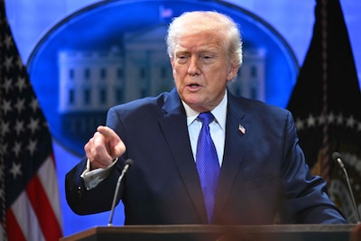 Trumps nieuwe wereldwijde importheffing van 10 procent gaat dinsdag al in