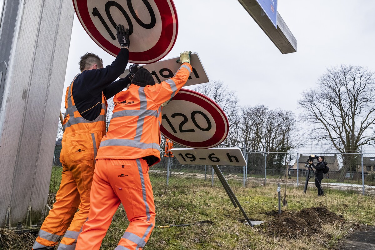 Vier jaar geleden moest Nederland op snelwegen overdag terug van 130 naar 100 kilometer per uur.
