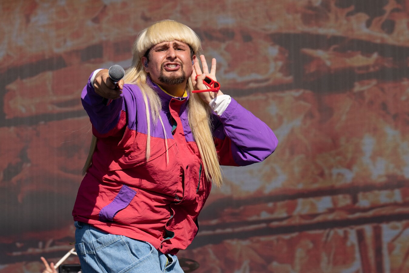 Zanger Oliver Tree (32) overleden na helikopterbotsing boven Rio de ...
