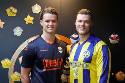 Onderlinge strijd tussen voetbalbroers Dion en Joram van Herpen: ‘Ik ga er alles aan doen om meer te